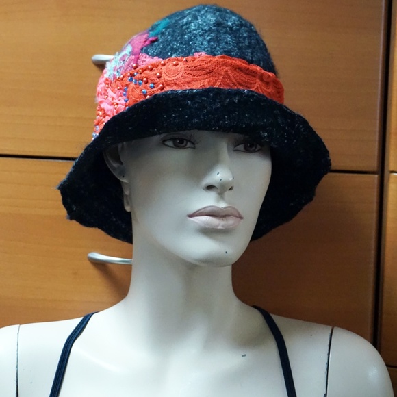 FELTED WOOL CLOCHE HAT UNIQUE GIFT FOR WOMEN main image 6